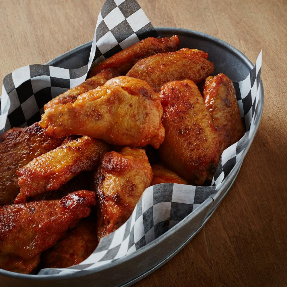 Cooked BBQ Chicken Wings