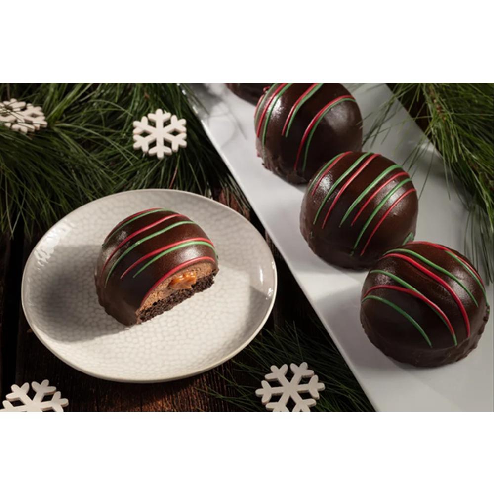 Chocolate and caramel Xmas Ball Cake