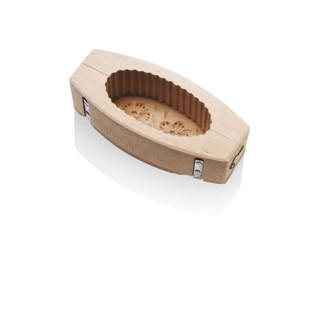 Oval Flower Beechwood Fluted Butter Mold