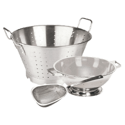 Contains 3 Aluminum Colanders products