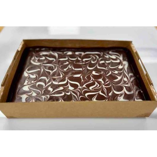 Product gallery 570165386