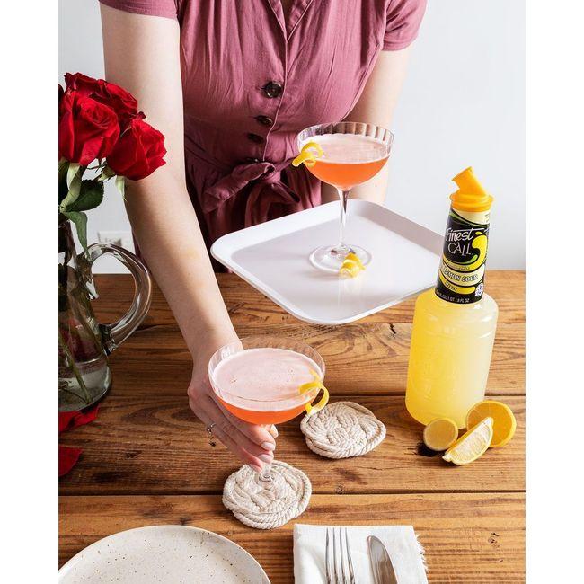 Product gallery 141985216