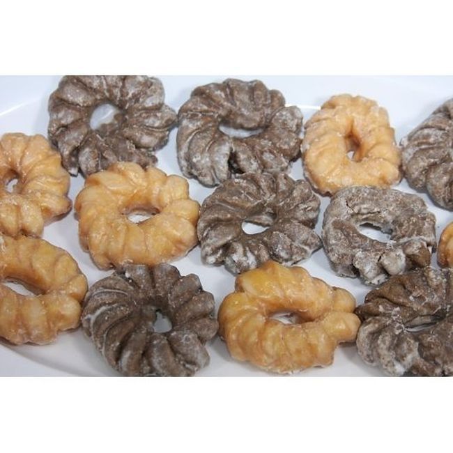 All Round Foods Glazed Vanilla And Chocolate Assorted Cake Crullers, 35 Count -- 4 Per Case