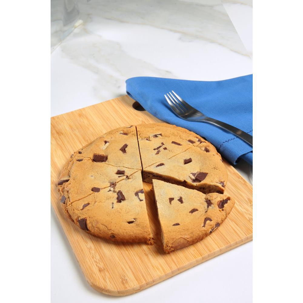 Par-Baked Chocolate Chunk Pizza Cookie