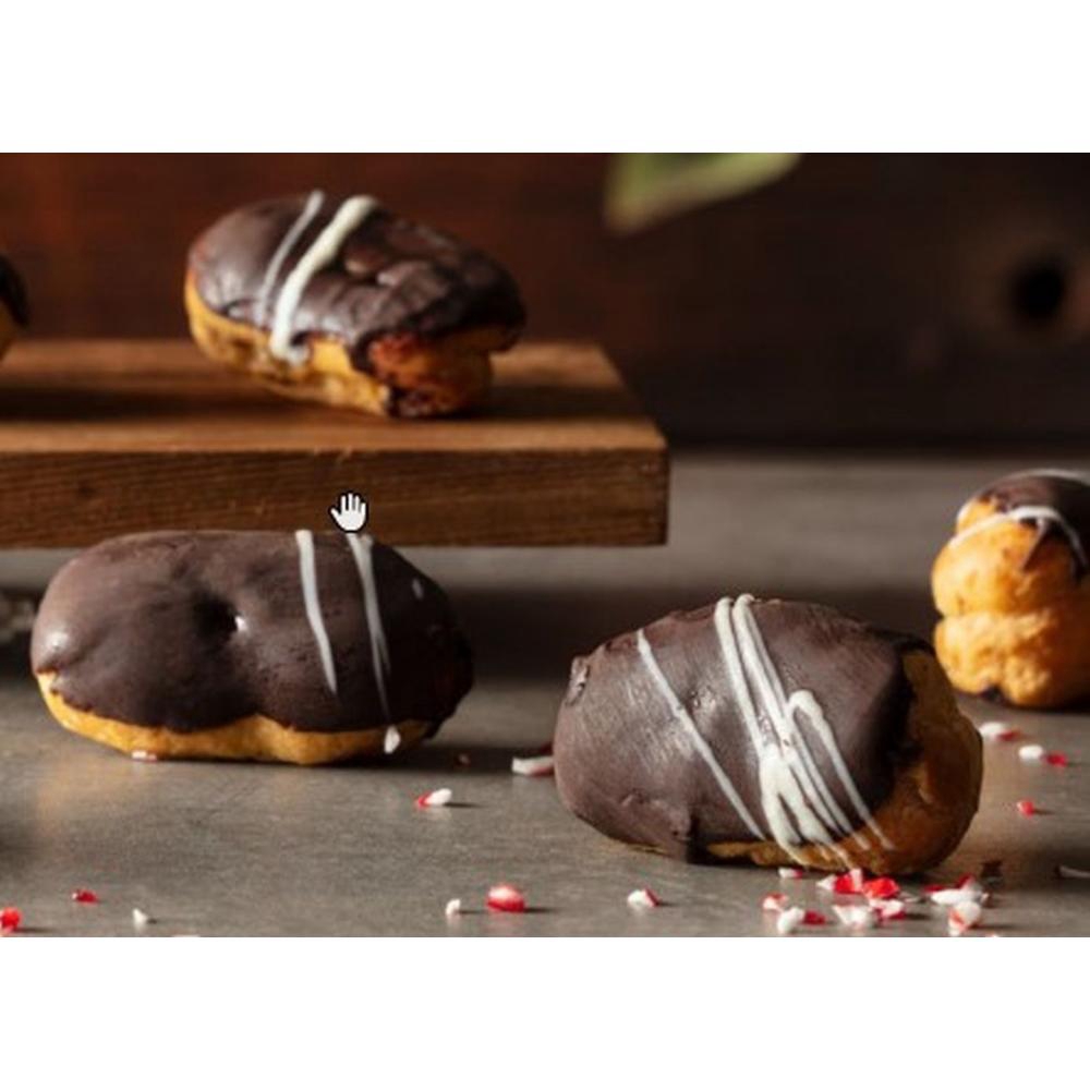 Mini Chocolate Glazed Éclair